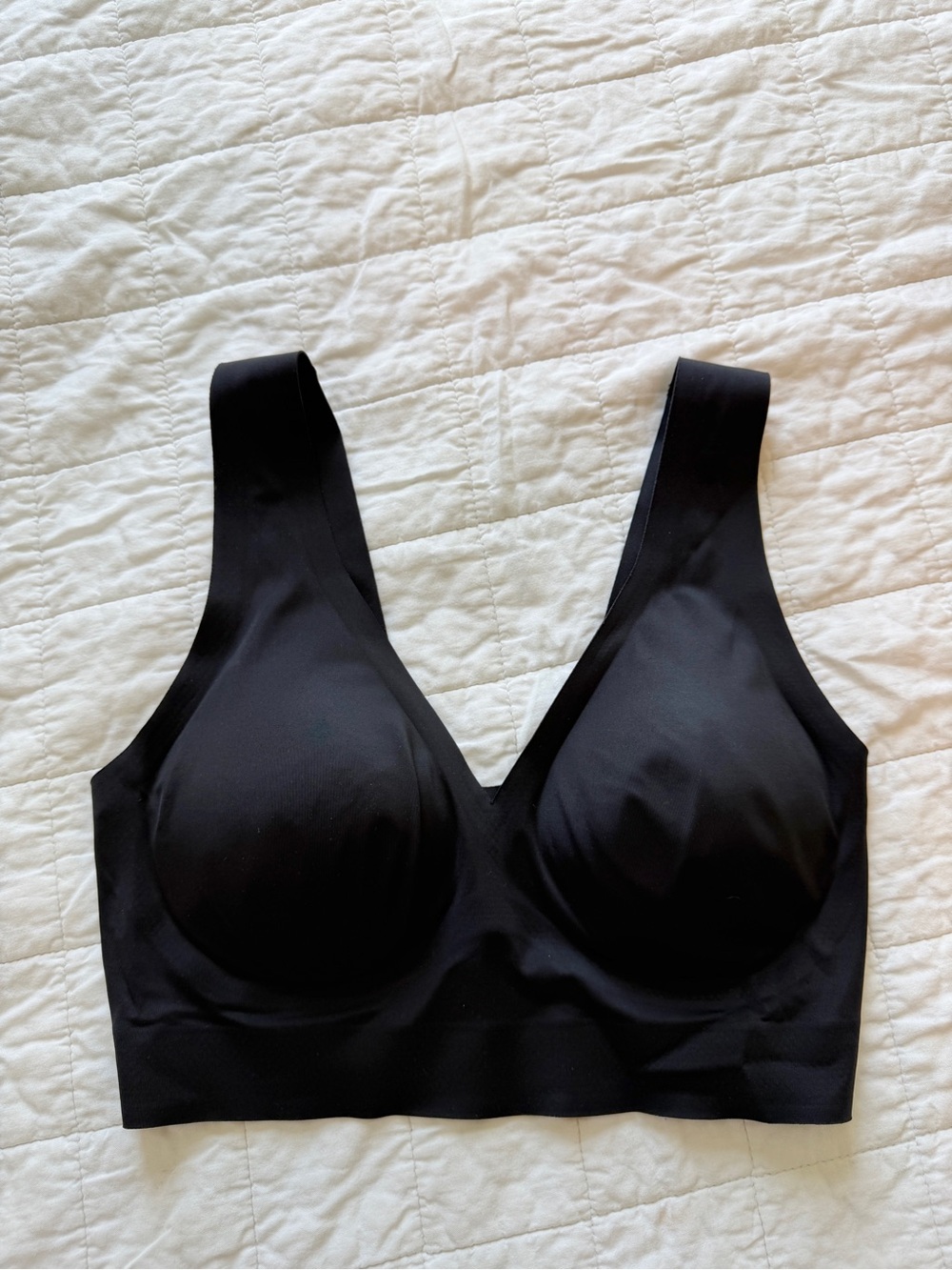 EBY Wireless Bralette Bra Black Medium